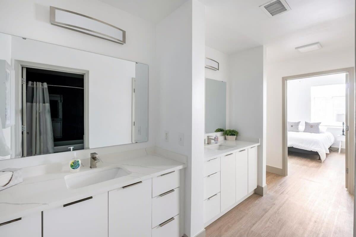 4B 3Ba Premium Family Apartment With Gym Σάρλοτ Εξωτερικό φωτογραφία