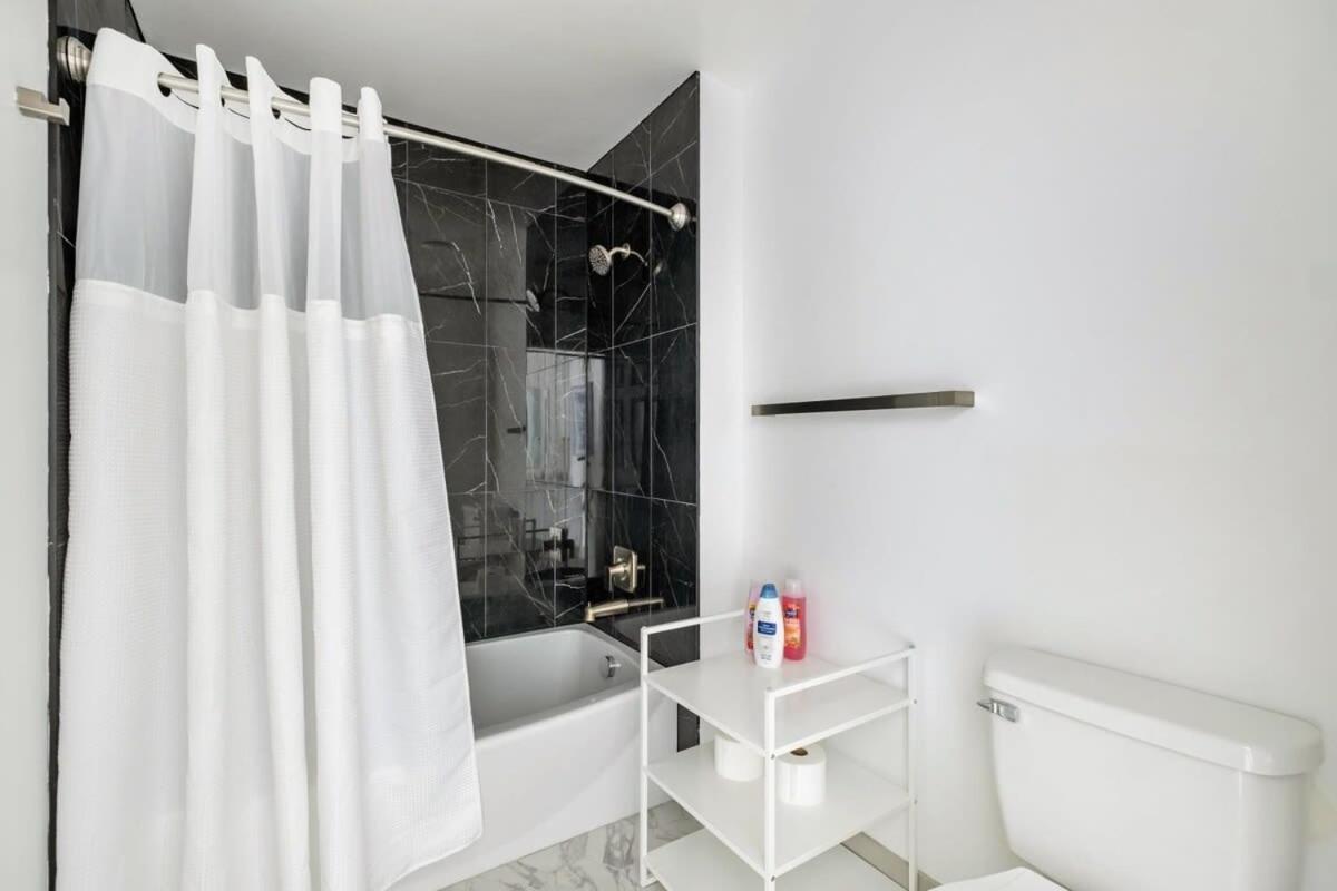 4B 3Ba Premium Family Apartment With Gym Σάρλοτ Εξωτερικό φωτογραφία