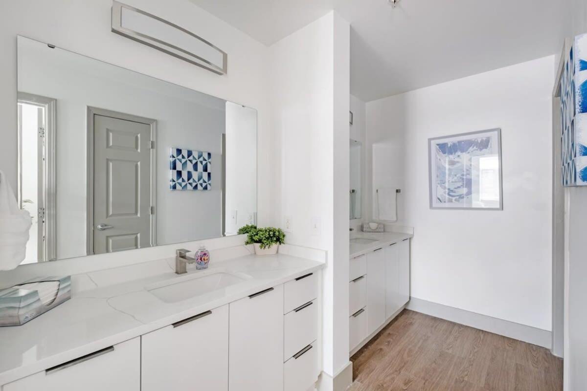 4B 3Ba Premium Family Apartment With Gym Σάρλοτ Εξωτερικό φωτογραφία
